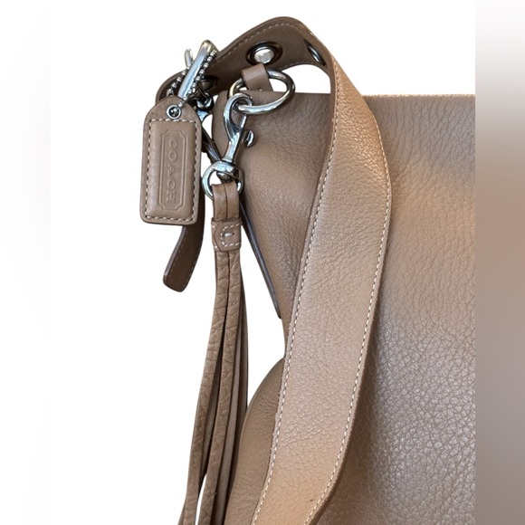 Coach Legacy Slim Duffle — 2007 - Picture 2 of 13